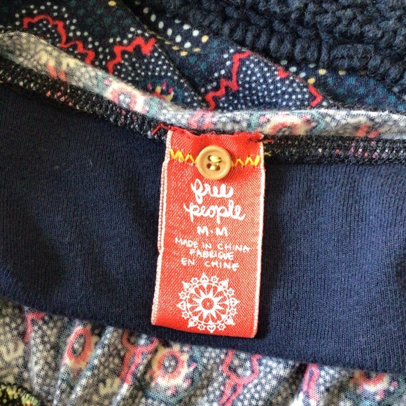 FREE PEOPLE Blue Geo Print Crochet Trim Babydoll Top - Picture 4 of 10